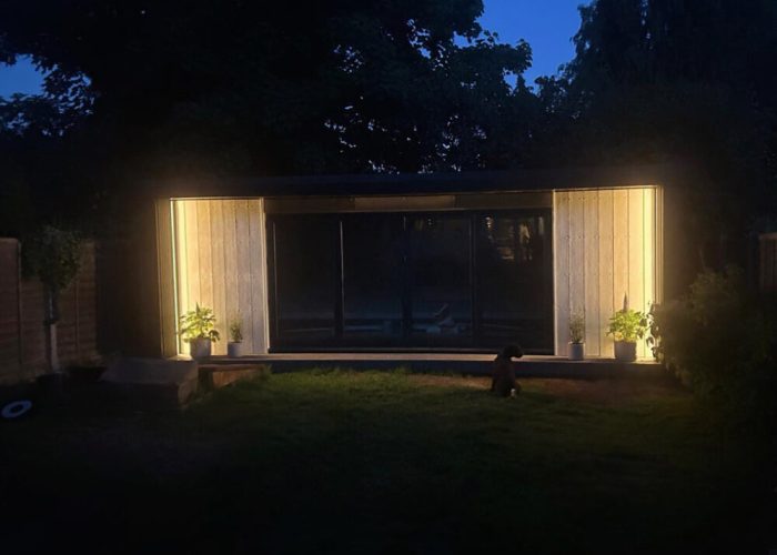 Four Oaks - Rectory Road - Garden Office - Family Room-004